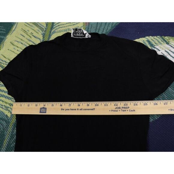 Marian & Maral Knee Length Body Con Fit and Flare Size Medium Short Sleeve (H) - Picture 6 of 7